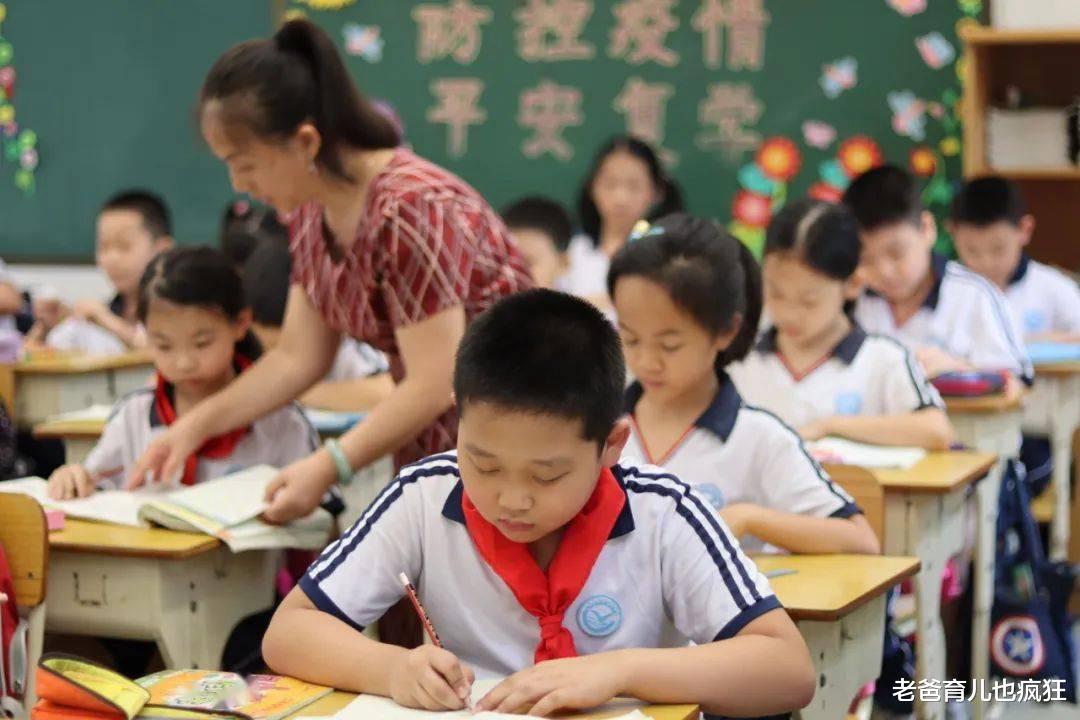 教师|小学生如何学好语文？家长让孩子坚持做这4件事，语文拿高分