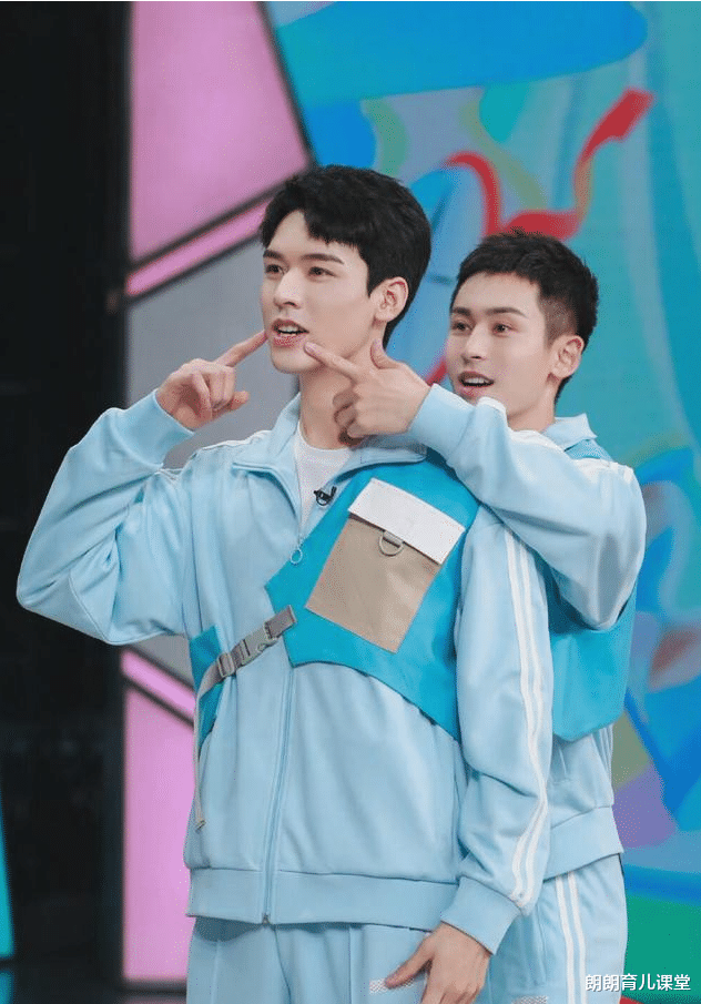 龚俊|龚俊张哲瀚粉丝因姓氏错过中奖，网友：一般人确实不敢念，怕被封