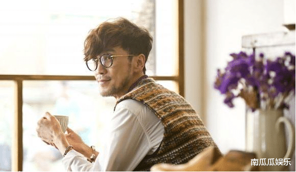 |他是乐坛的沧海遗珠，命运这个东西使他蒙尘，他是周传雄