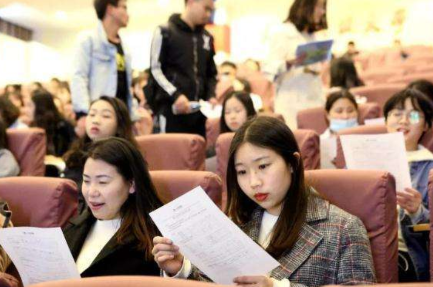 央企|央企总部招录名单，51人中无一人是硕士，难道硕士也不吃香了