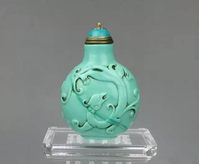 鼻烟壶|别戴大金项链子了，中国男人传统的几大首饰是这些！