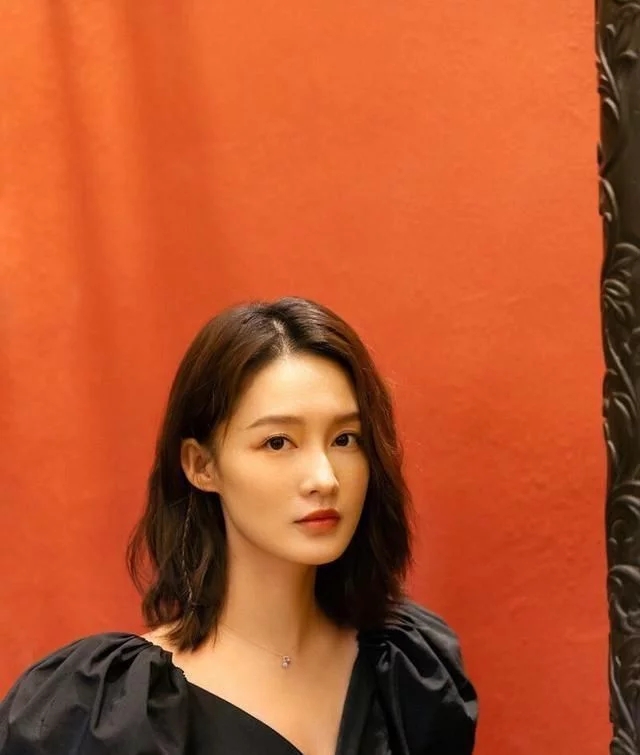 谭松韵|娱乐八卦：肖战、任嘉伦，狼殿下，谭松韵、刘亦菲