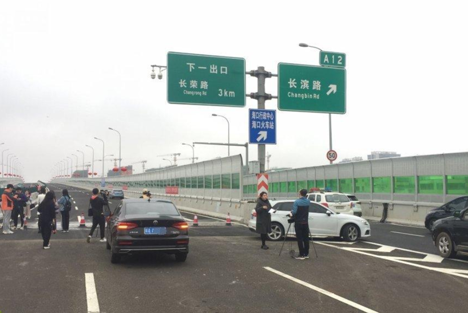 无忧论古今 高速“怪象”将进行整治，单独设置超车道，车主大呼：大力支持！