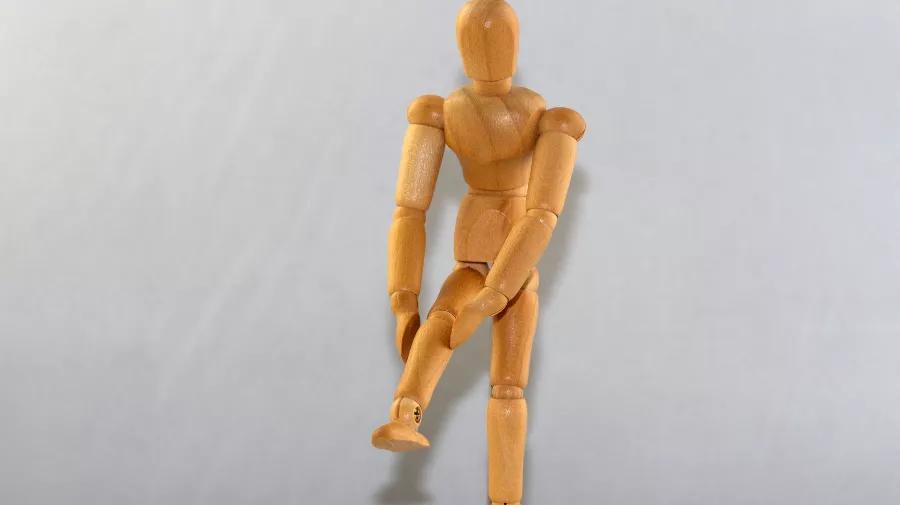 咳嗽|关节寿命有限,这些动作少做点,疼起来真要命