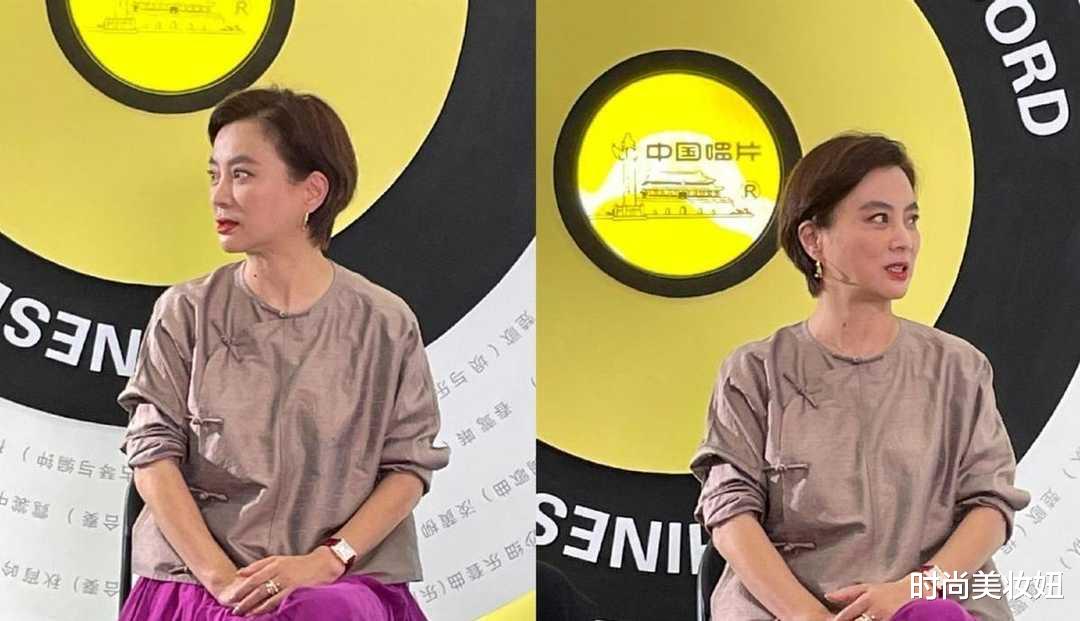 时尚美妆妞|58岁李玲玉保养得真好，穿婆婆衫配紫色裙气质优雅，美得精致