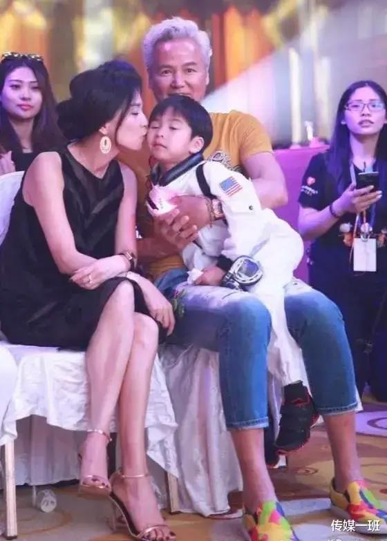 张庭|张庭夫妇未直接持股涉事公司，却害“惨”了陶虹，规避风险没带她