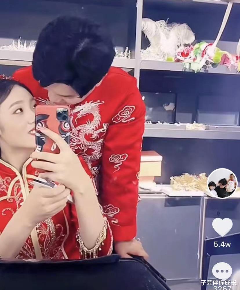 子芫伴你成长|“妈，嫂子进门你对她好吗？”田静母亲的回答显智慧，女儿频点头