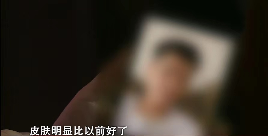 清白路人|妻子爱整形，丈夫因经济压力要离婚：她全脸能整的地方几乎都做过