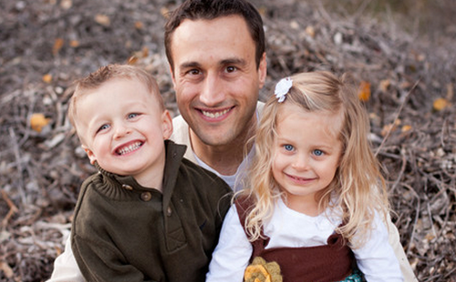 双胞胎 罕见！一母同胞双胞胎有两个父亲，亲子鉴定师：同时满足三个条件