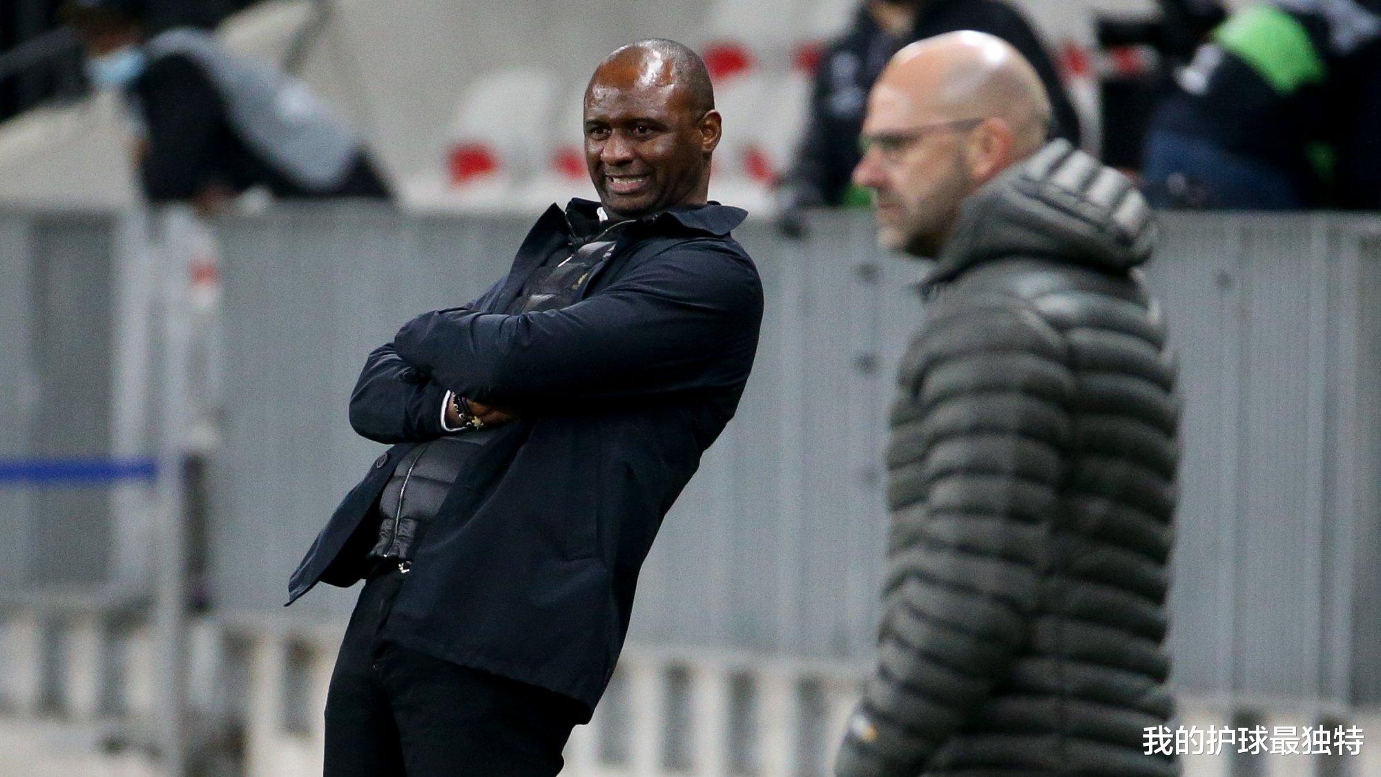 杰倫·羅斯|3-1！45歲維埃拉握拳怒吼：93分鐘殺死比賽，粉碎27年魔咒