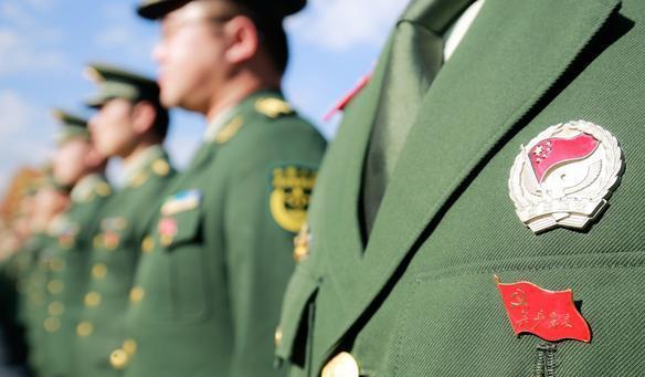 |2022年“军队文职”遭冷，许多岗位空缺，工资9千也没人愿意干！