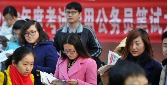 穿衣搭配|中铁集团招聘开始了，这4类学生优先考虑，实习工资也很可观！