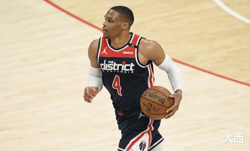 湖人队 湖人三巨头薪水1.2亿,球队还有多少补强空间?4种方式可升级阵容