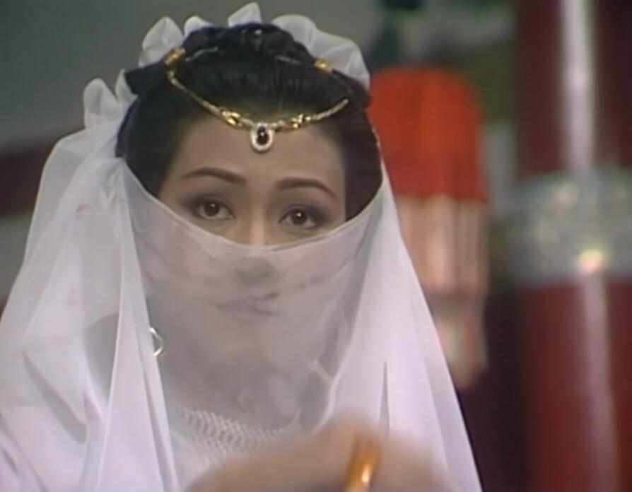 黛绮丝|8位演过“金花婆婆”的女星，谁撑住了“第一美人”人设，谁在凑数