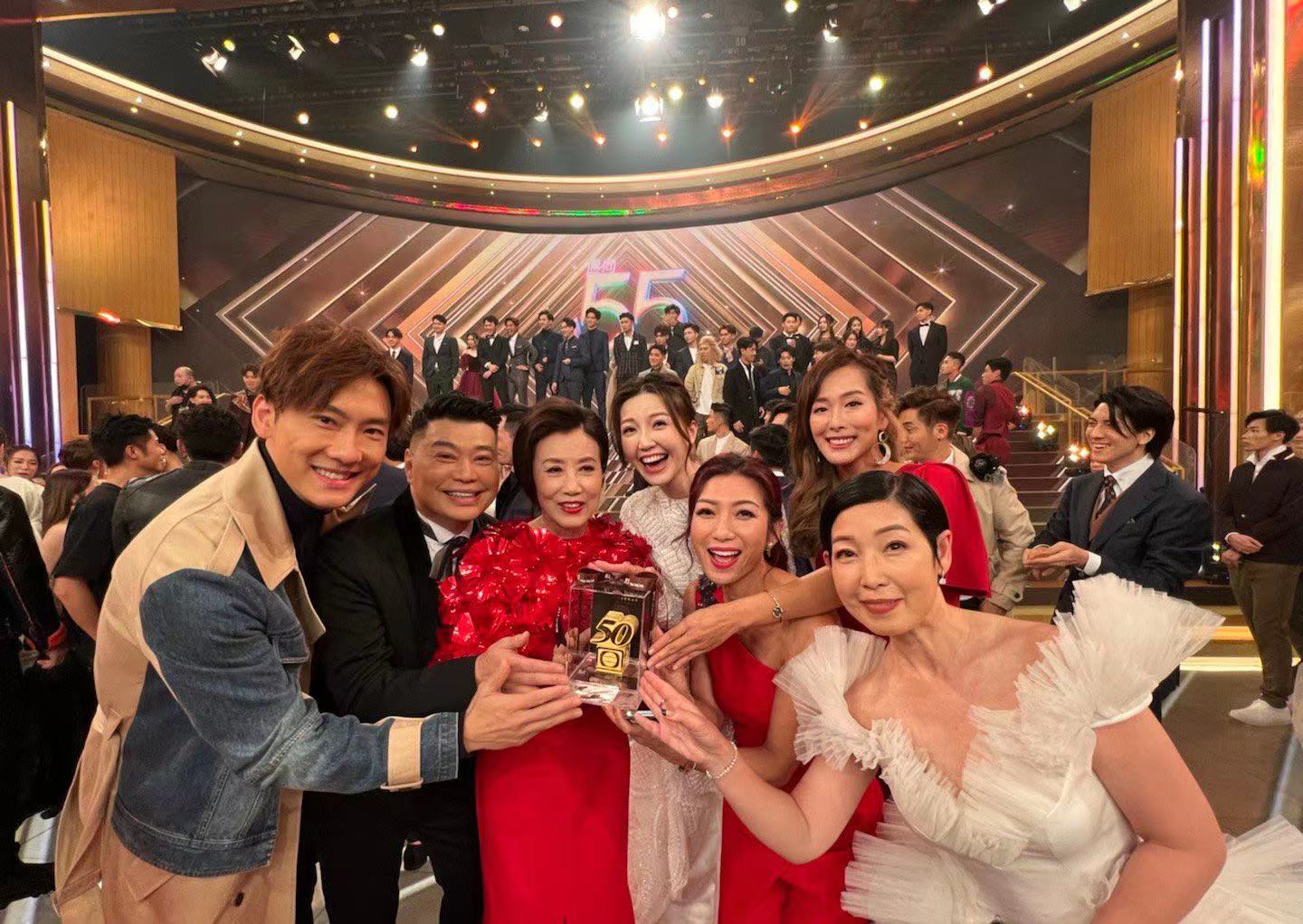 汪明荃|阿姐汪明荃,为TVB服务50年的金牌主持,值得钦佩