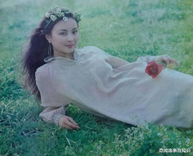 杨丽萍|南有杨丽萍北有周洁，两位美人命运竟然如此雷同！