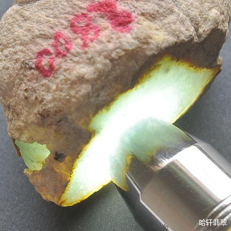 文玩|【哈轩翡翠】翡翠解口料的鉴别小知识