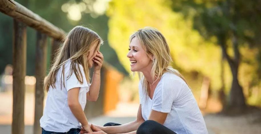 吴洪娜聊说育儿|不完整家庭中的孩子教育，会对孩子的成长与未来，造成哪些影响