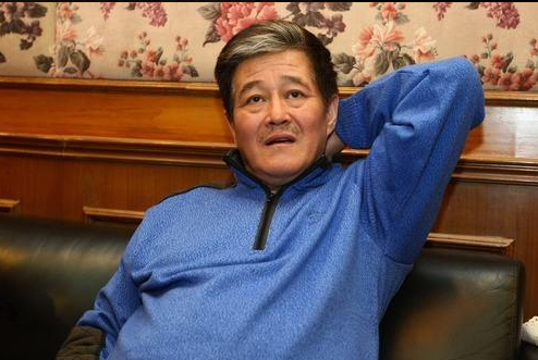 赵本山|同父不同命！赵本山与葛淑珍离婚31年，俩儿女天差地别