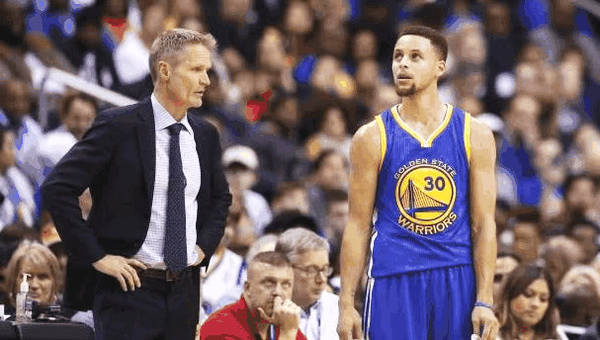 尼克斯隊|攻防一體！勇士尼克斯曝3換1地震交易，庫里迎23+10全能大前鋒！