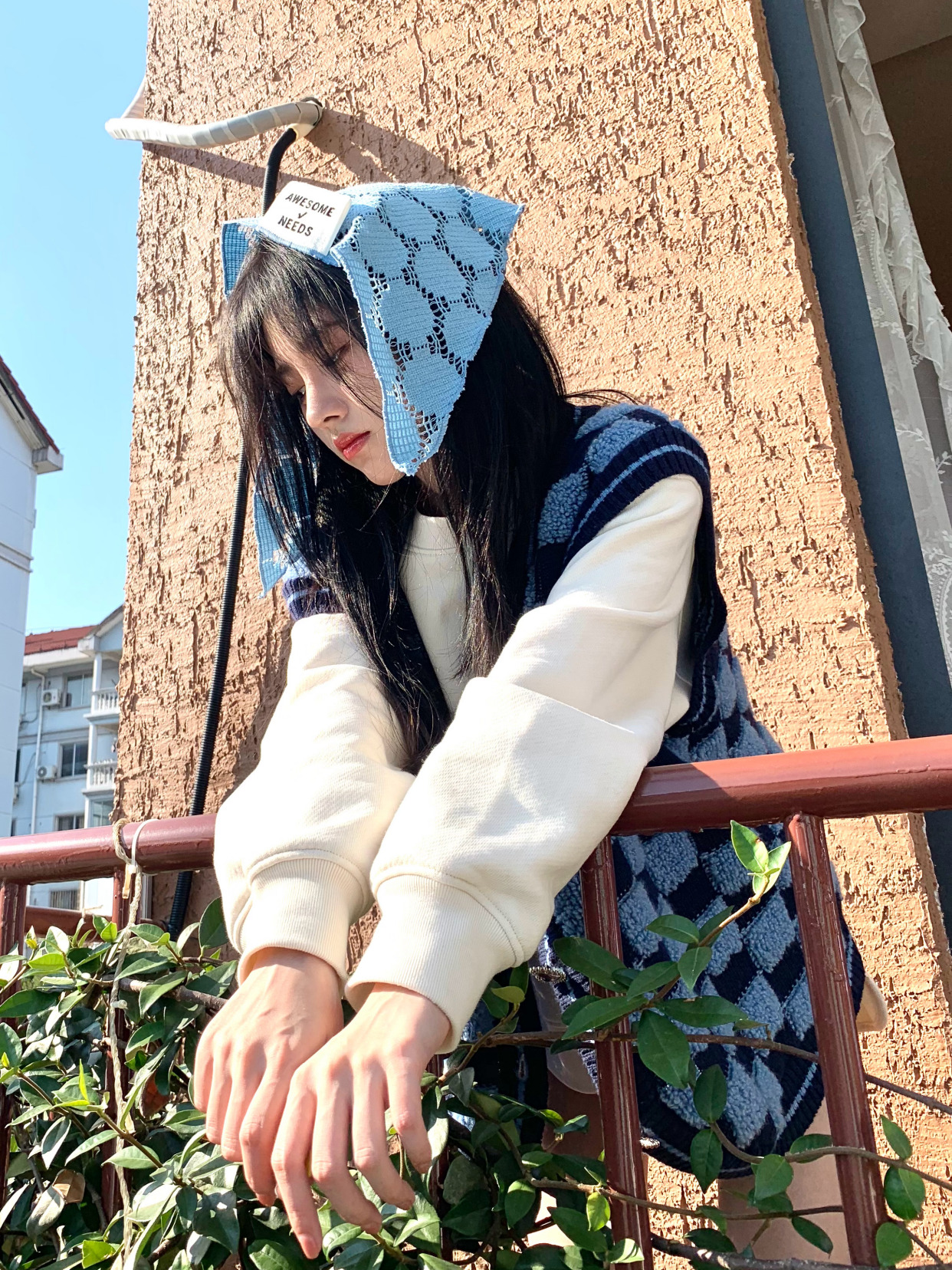 长津湖|鞠婧祎晒秋日live图，你永远相信小鞠的颜值！