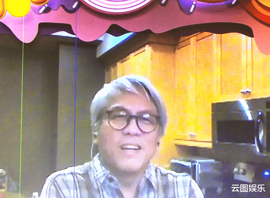 周星驰|周星驰搭档龙炳基罕露面，已移居国外当厨师，爆料星爷是他的媒人