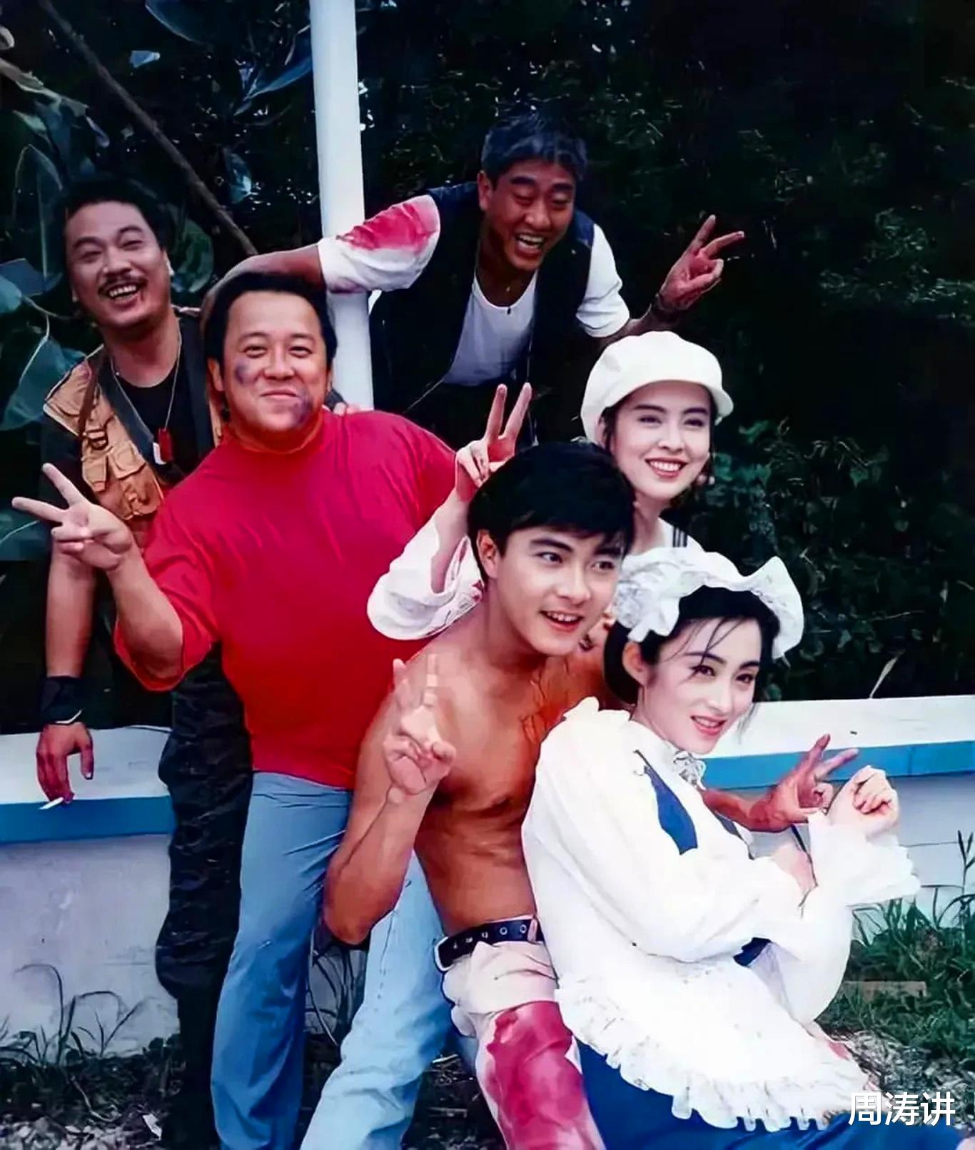 翁美玲|无法重拍瞬间：拧煤气灶的翁美玲，挖土的邓丽君，张国荣黄家驹的唯一合影