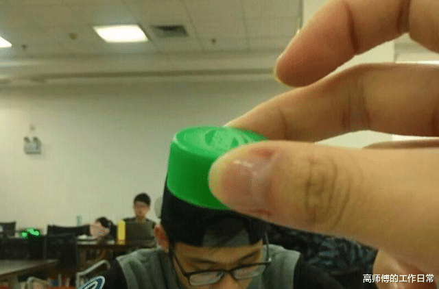 购房置业|同学一年做小生意8万，我劝他两次买房，后来房子涨价总请我喝酒