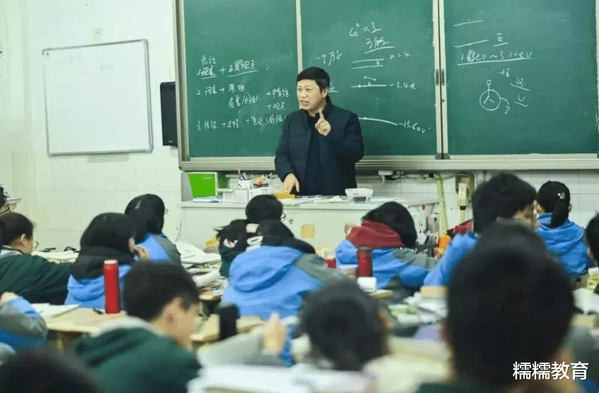 浙江省|浙江一年有两次高考，今年57余万考生参加，许多人觉得不公平