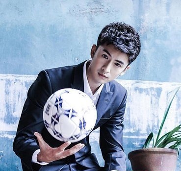 lisa|40岁的男士应该怎样选择发型？