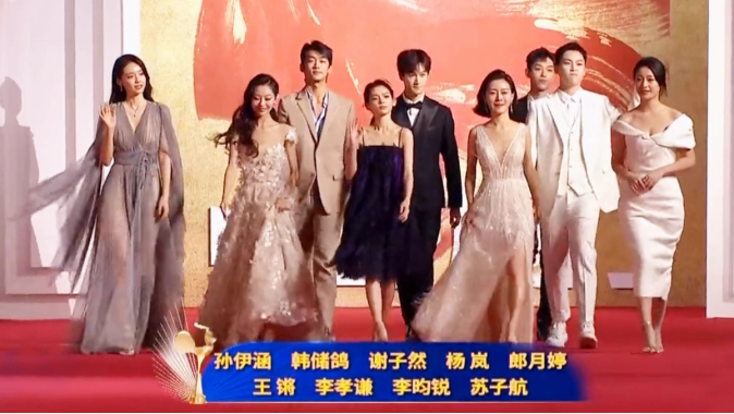 张小斐|张小斐金鸡奖封后,刘浩存白白被骂了这么久,太惨了!