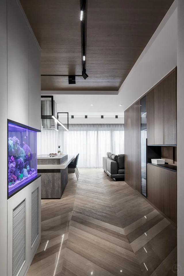 180㎡现代极简，无主灯设计果然不凡，朴素的空间也有档次感