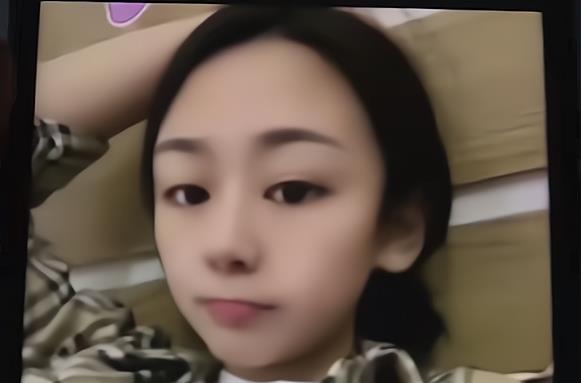 为娶网恋女友,臭豆腐摊主花光39万积蓄,订完婚仍未见过女友本人