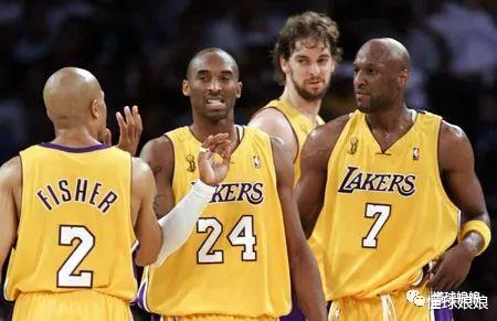 湖人队|首秀3分100%！完美引援，他就是为湖人而生