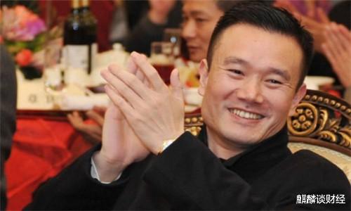 石油 40岁时手握500强企业，身价高达2472亿，现负债千亿去向不明