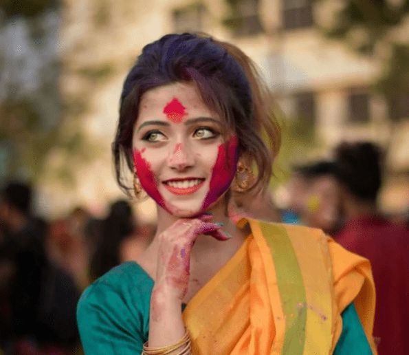當年走紅網絡的印度女孩，憑一雙橄欖綠眼睛勾人心魄，如今怎樣？-圖4