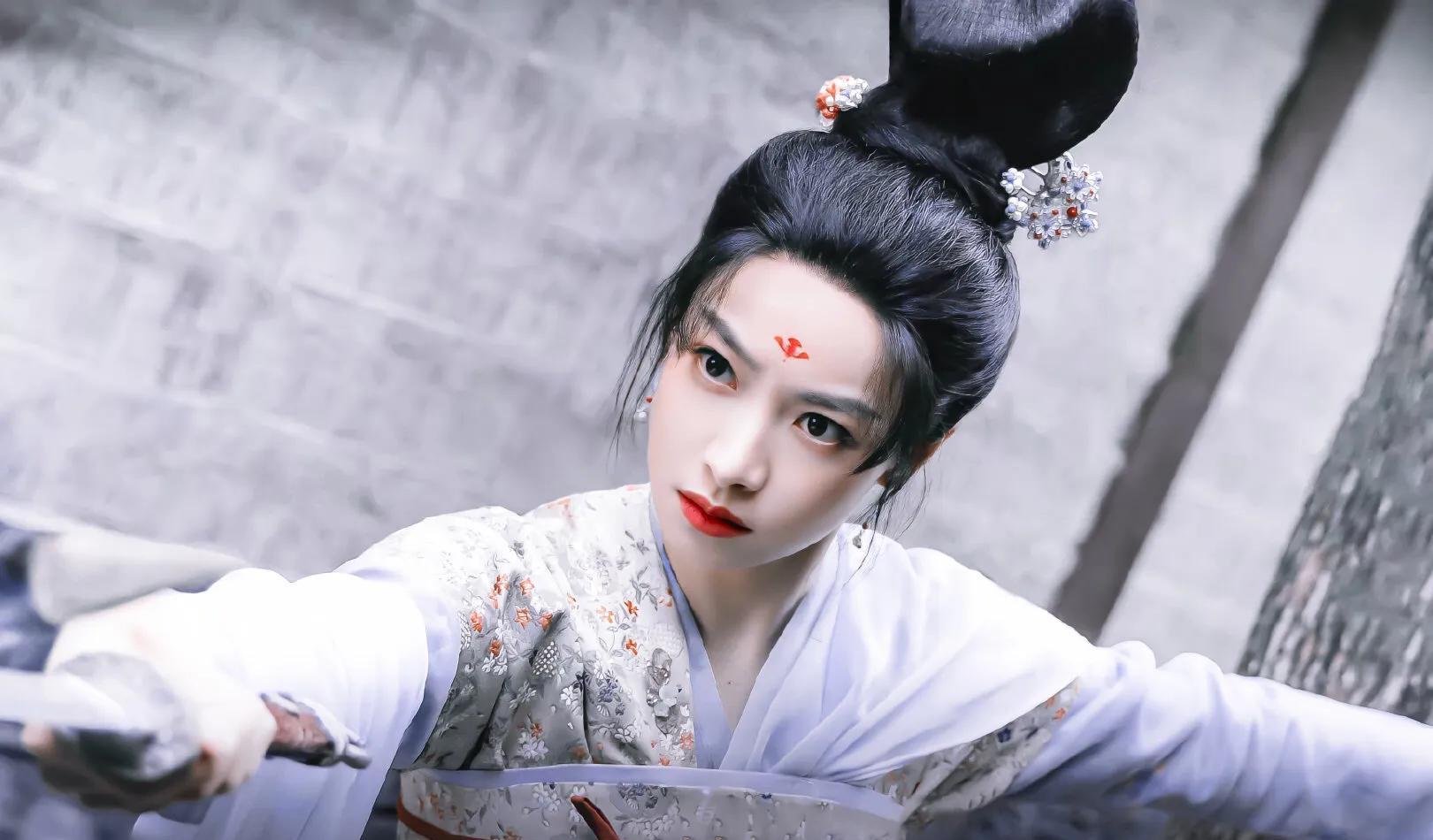 梦迁几度|爱奇艺2022年待播剧：王一博、白宇众星云集，部分剧女主惹担忧