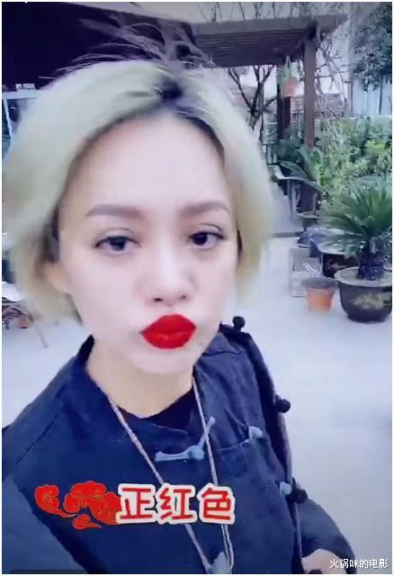 宁静|48岁女星放飞自我？嘟嘴卖萌少女感十足，暴瘦20斤成功脱胎换骨