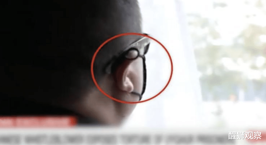 警察|CNN“辱华作品”上线，被曝请华裔演员扮演新疆警察，还一人分饰多角