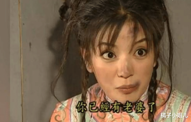 小燕子|小燕子从棋社逃出来后，真的保持“清白”吗？你看五阿哥说了啥