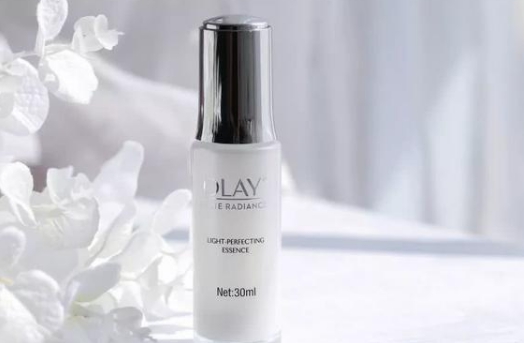 补水|抗皱精华液哪个好用 年轻女士适用的抗老抗皱精华推荐