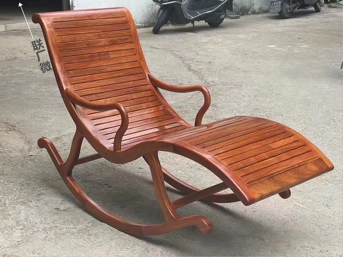 粮票|炎炎夏日,一把摇椅变阴凉