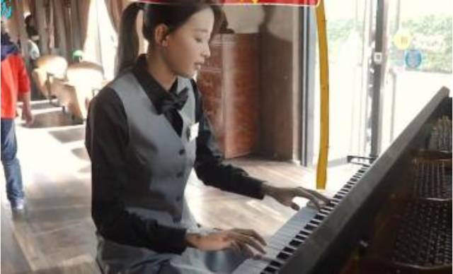 哈文|她因长相漂亮被经纪人介绍给自己儿子，如今名气比影帝老公还大！