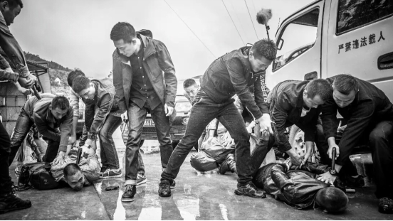 姜文|反腐剧《国家行动》将袭，黄志忠陈宝国加盟，王志文演大反派