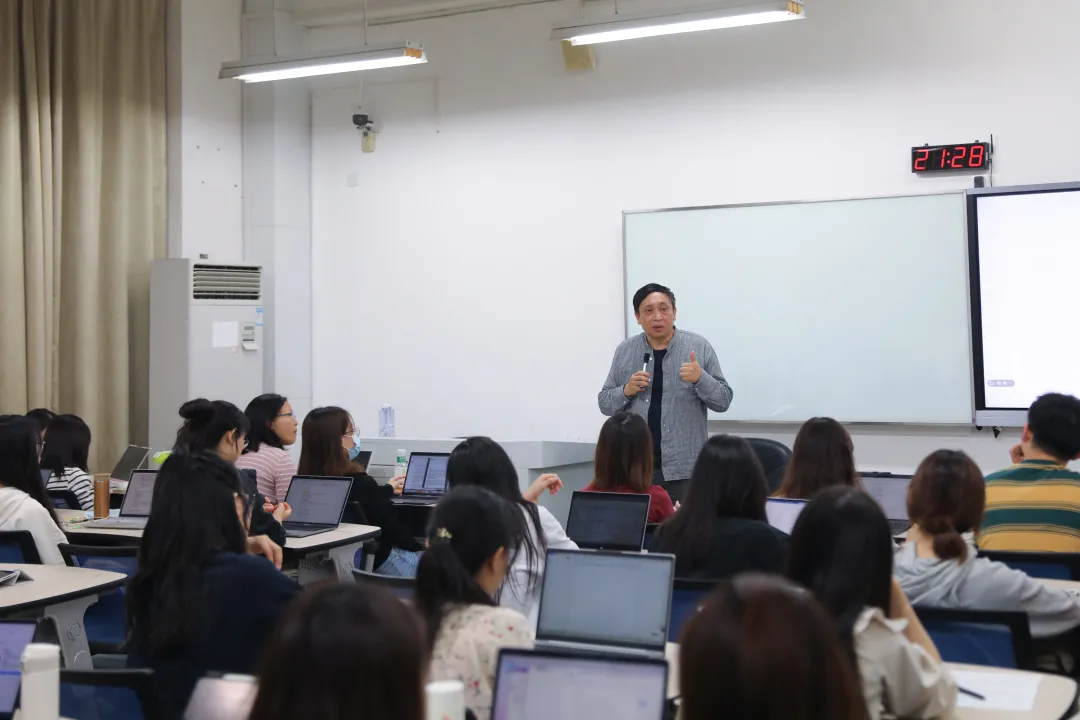 |致敬！如此师德的老师