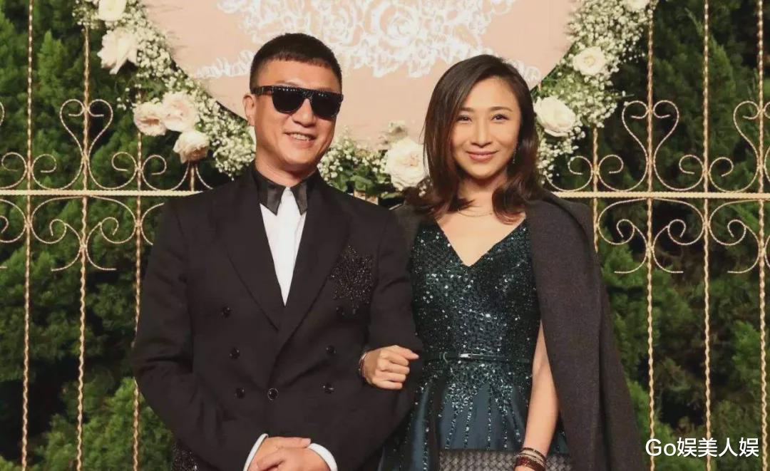 孙红雷|孙红雷小15岁妻子，跟着丈夫练演技，靠《扫黑风暴》一炮而红