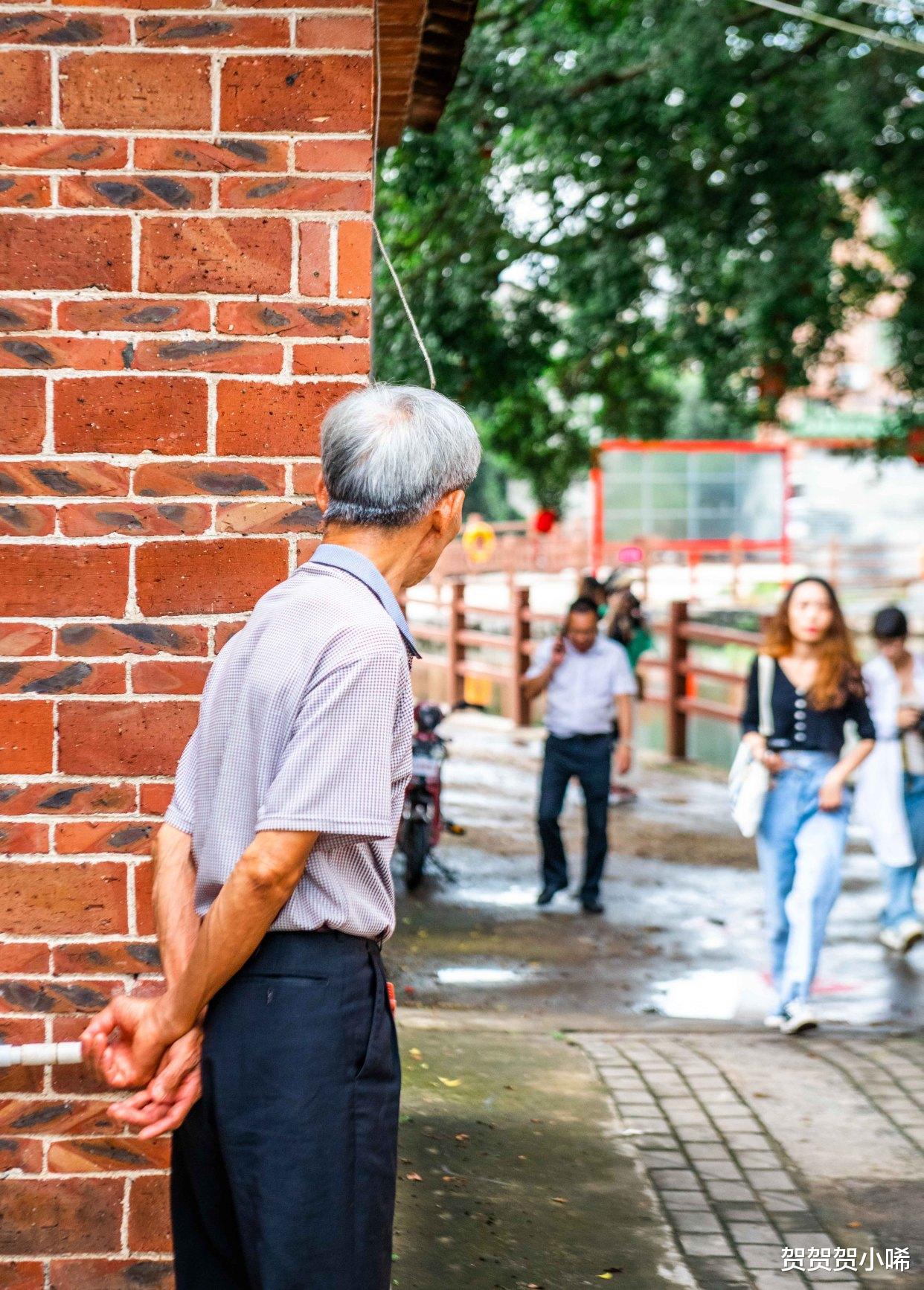 贺贺贺小唏 从古书中走出来的百年古村,诗意刻在每一栋古建筑上,就藏在广东