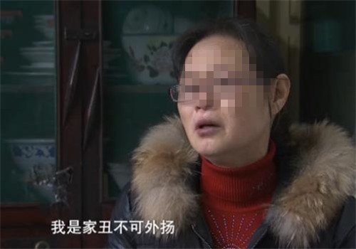 2004年,四川男子21刀砍死生父,照片惨不忍睹,背后原因值得反思