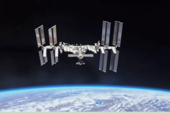 育儿常识大百科|空间站突然传来噩耗，引擎启动一场，试验场意外点火！