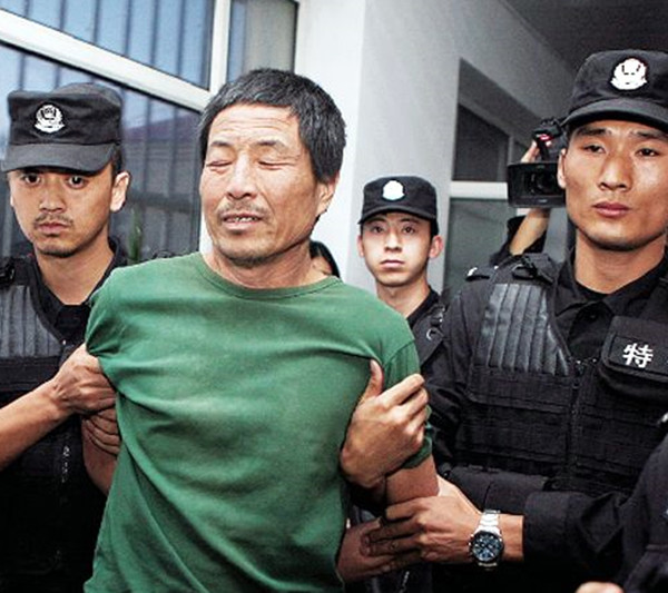 延寿 罪犯为越狱杀害狱警，逃亡10天终被抓捕，曾被亲戚举报